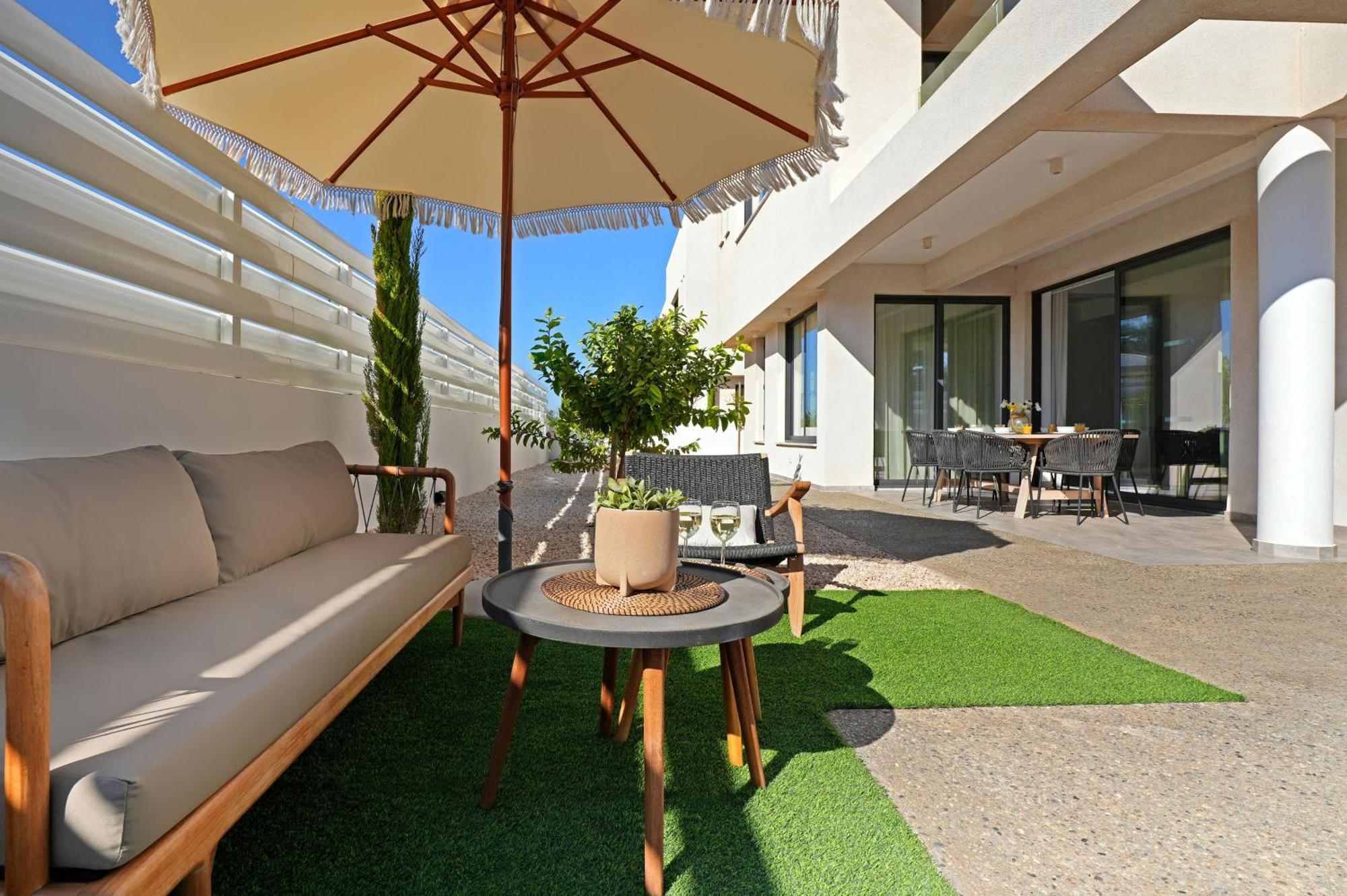Villa Queen Valentina Protaras Exterior photo